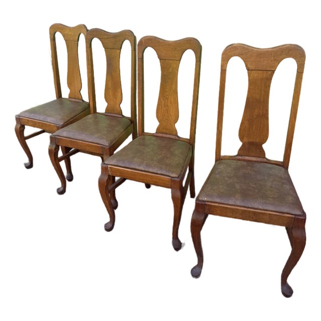 Vintage Set of 4 Queen Anne Dining Chairs For Sale