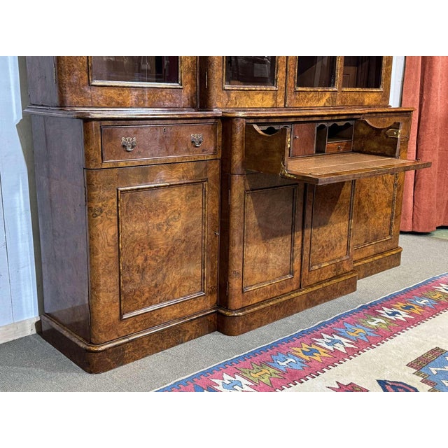 Victorian Bookcase in Burr Walnut, 1800s For Sale - Image 11 of 18
