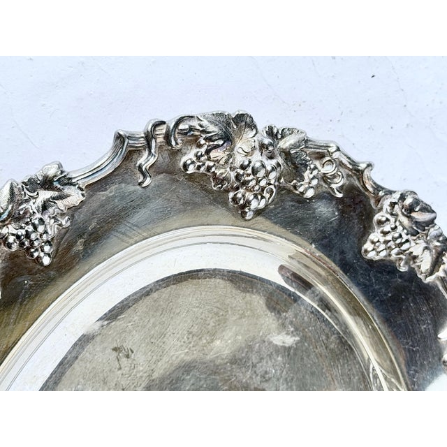 Late 20th Century Vintage Silverplate Grape & Vine Serving Platter For Sale - Image 5 of 7