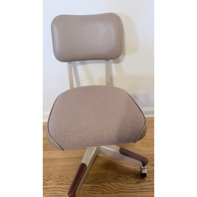 Industrial 1957 Mid-Century Industrial Adjustable Task Chair, American For Sale - Image 3 of 12