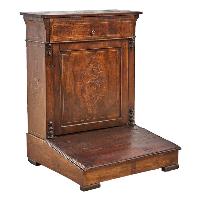 Kneeler in Threaded Walnut, 1800s For Sale