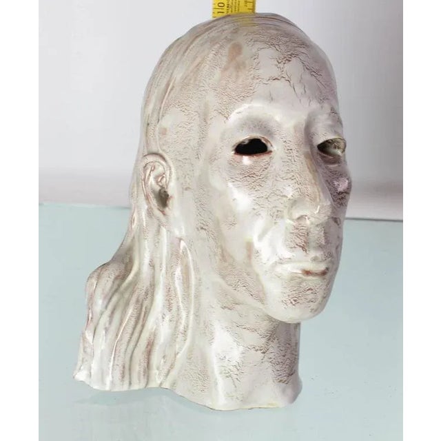 Pottery sculpture artist signed. Portreit of Nell.