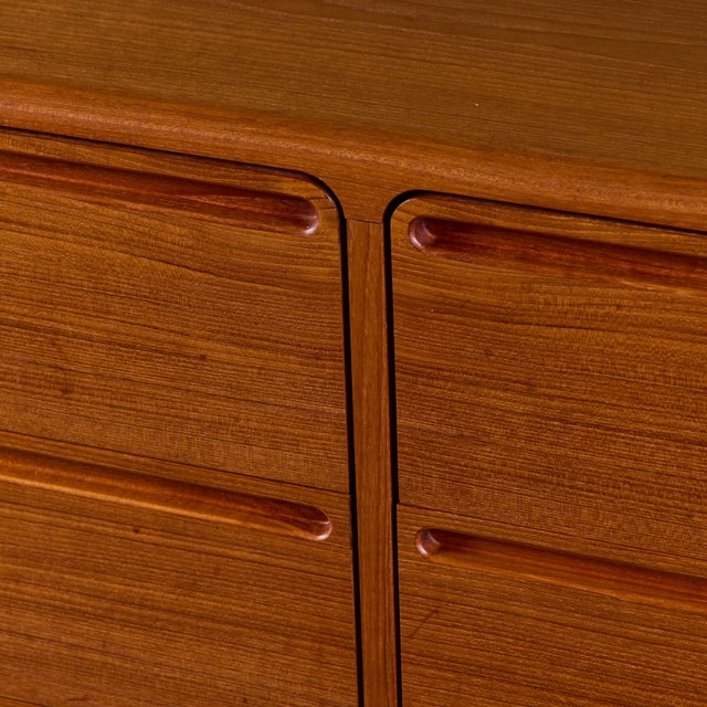 Six Drawer Teak Dresser by Nils Jonsson for Tørring Møbelfabrik For Sale - Image 14 of 17