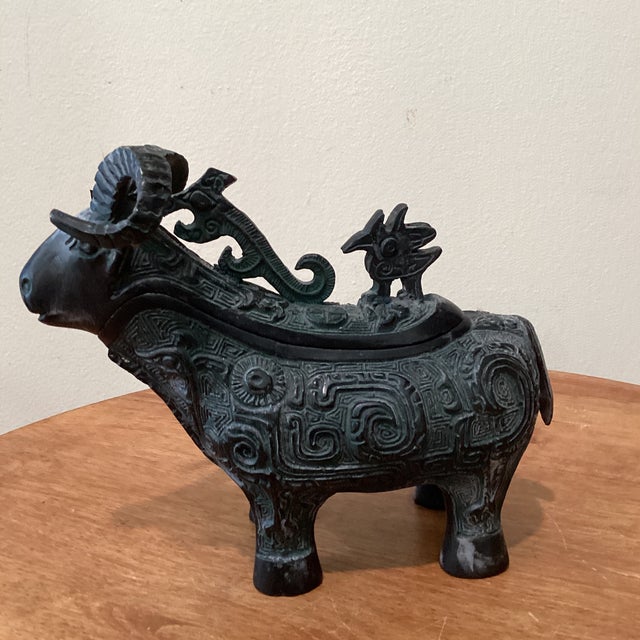 High quality replica of Anique Highly Important and Extremely Rare Pair of Bronze Ritual Ram-Form Wine Vessels Gong from...