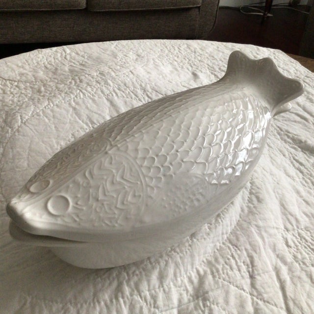 Fish Covered Casserole Baking Dish by Environmental Ceramic Inc. Of San Francisco 1966 For Sale - Image 13 of 13