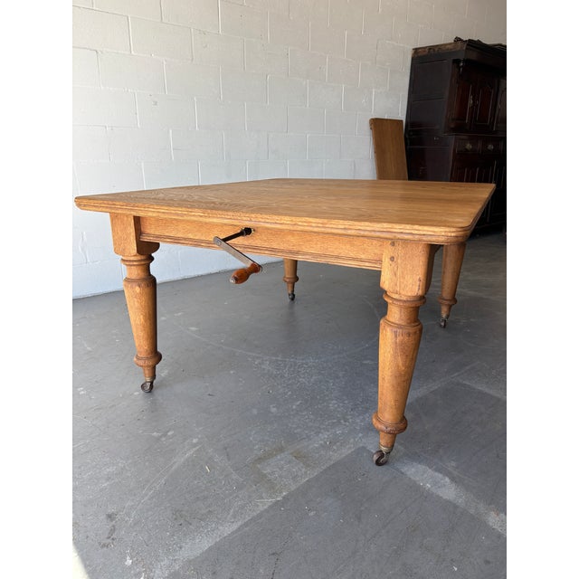 19th Century English Oak Extendable Table For Sale In Naples, FL - Image 6 of 9