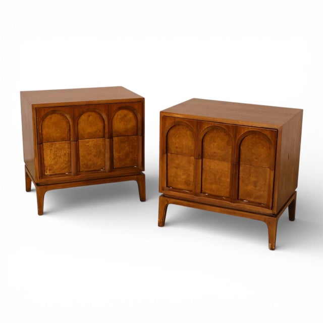 1960s Thomasville Burlwood Mid-Century Modern Sculptural Pair of Nightstands, C. 1960s, Attributed For Sale - Image 5 of 11