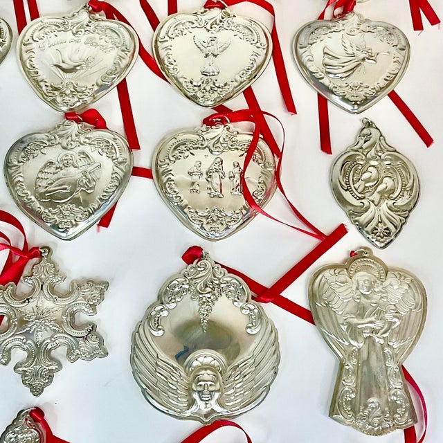 Late 20th Century 1989-2005 Vintage Baroque Hollywood Regency Wallace Sterling Christmas Ornament Collection - Set of 25 For Sale - Image 5 of 13