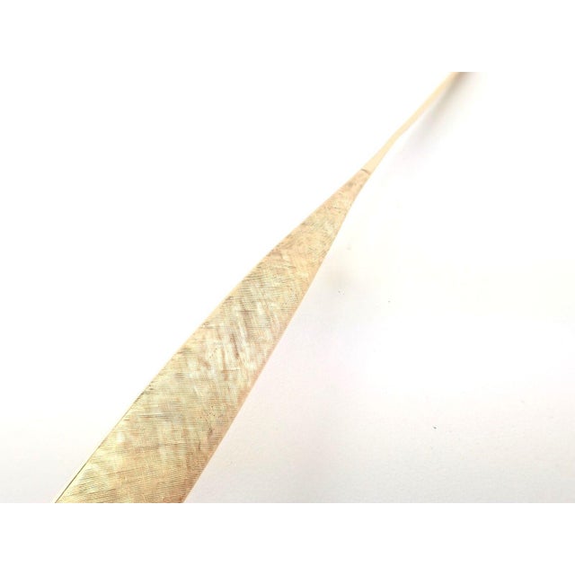 About This Piece: Metal: 18k yellow gold Brooch Size: 6.5" Length: 9mm Width Weight: 20.5 grams Stones: NONE Hallmarks:...