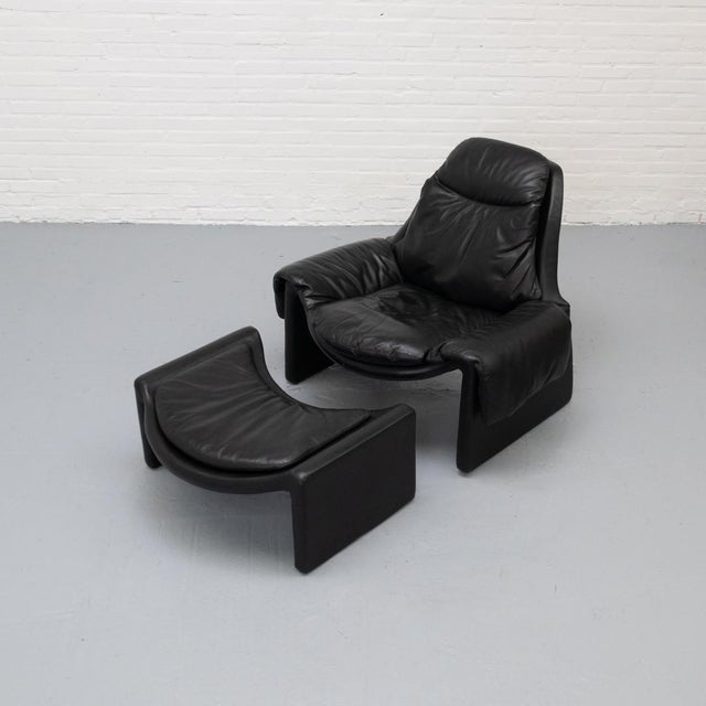 Set of P60 Chair and Ottoman by Vittorio Introini for Saporiti Italia, 1970s For Sale - Image 3 of 18