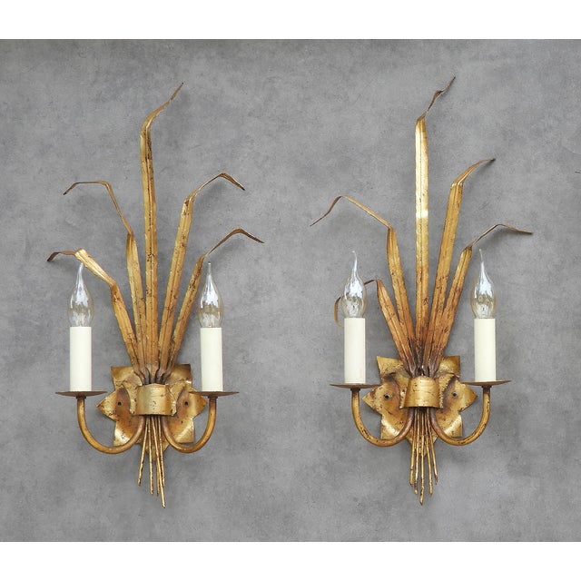 Mid-Century Modern Spanish Gilt Ferrocolor Tole Wheat Sheaf Wall Sconces, 1950, Set of 2 For Sale - Image 3 of 11