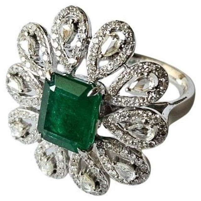 Set in 18k Gold, 2.48 Carats, Natural Zambian Emerald & Rose Cut Diamonds Ring, Size 6.5 For Sale - Image 4 of 9