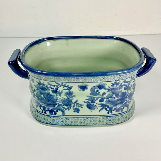 1950s Vintage Boho Chic Chinoiserie Hollywood Regency Celadon and Blue Foot Bath Catchall For Sale - Image 10 of 14