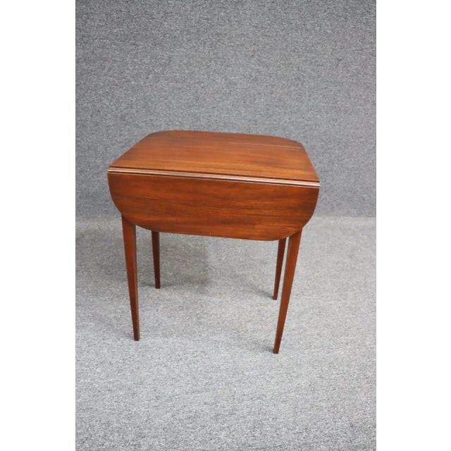 Brown Henkel-Harris Pembrook Mahogany Side Table For Sale - Image 8 of 11