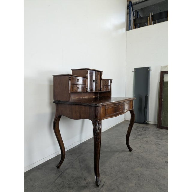 Small Mahogany Bonheur Du Jour Desk, in Very Good conditions.