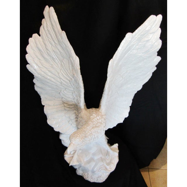 Monumental Italian White Glazed Terra Cotta Eagle Sculpture Circa 1960s For Sale In Miami - Image 6 of 17