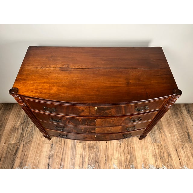 Early 19th Century Antique Sheraton Mahogany Bowfront Chest C. Early 19th Century For Sale - Image 5 of 15