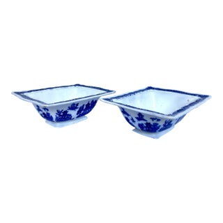 Antique 19th Century "Mandarin" English Flow Blue Footed Serving Dishes - A Pair For Sale