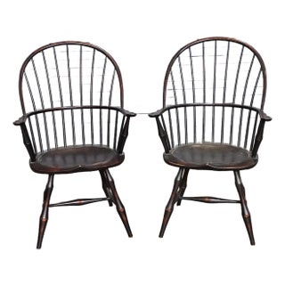 Late 20th Century Pair of d.r. Dimes Sack Back Windsor Arm Chairs Bench Made Black Crackle Finish For Sale