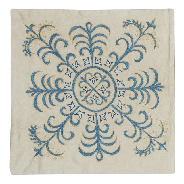 19"x20" Modern 100% Silk Embroidered Pillow Cover. Handmade Cushion Cover For Sale