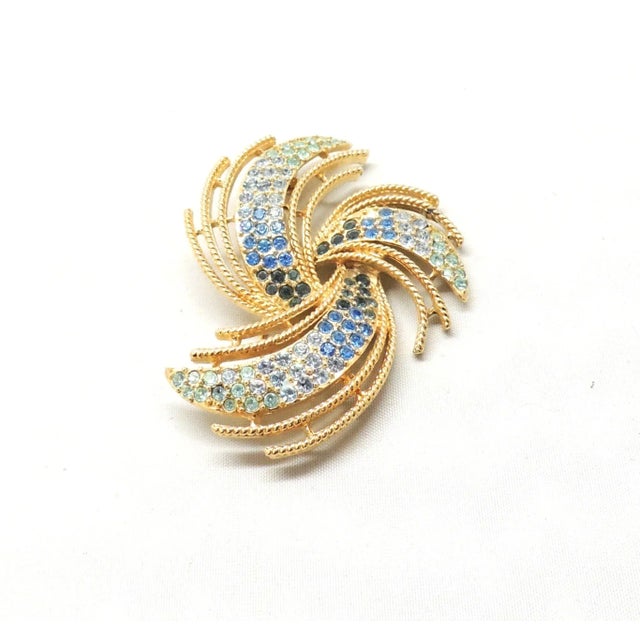 Metal Vintage 1960s Signed Napier Pave Ombre Rhinestone Swirl Brooch For Sale - Image 7 of 7