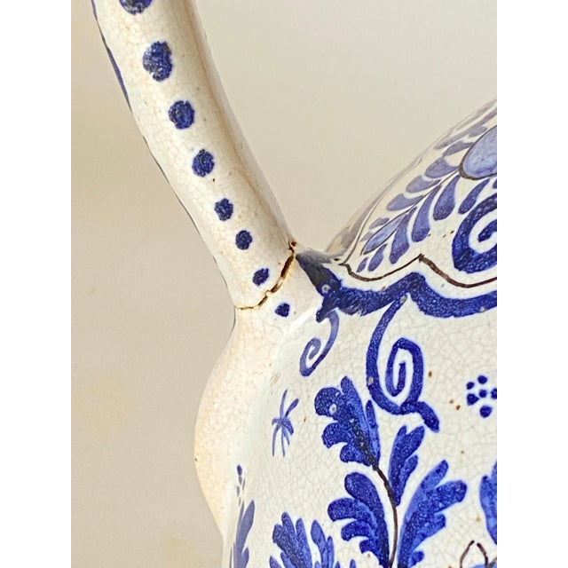 Delft Jug in White and Blue Faïence by Adrian Pynacker, 1700s For Sale - Image 9 of 13