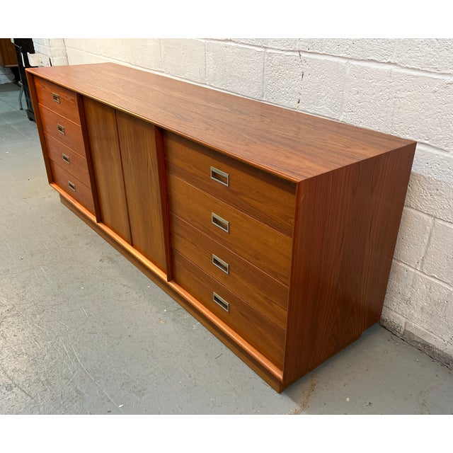 Wood Mid-Century Modern Danish Teak Eight Drawer Dresser For Sale - Image 7 of 15