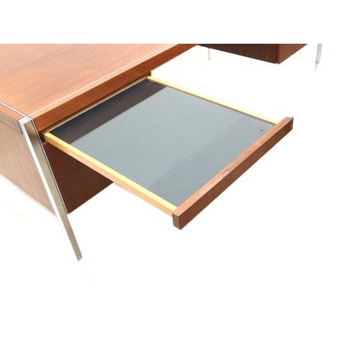 Model 4146 Executive Desk by Richard Schultz for Knoll International, 1960 For Sale - Image 10 of 12
