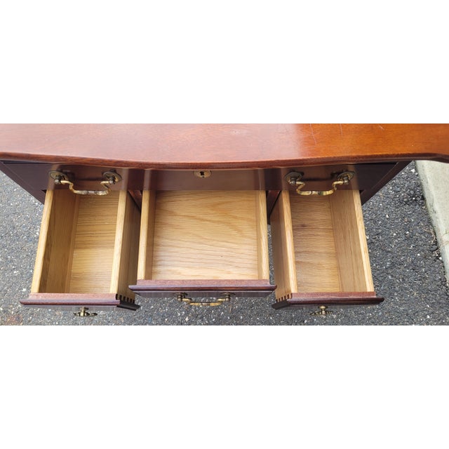 Wood 1970s Pair Link Taylor Chippendale Shell Carved End Tables For Sale - Image 7 of 17