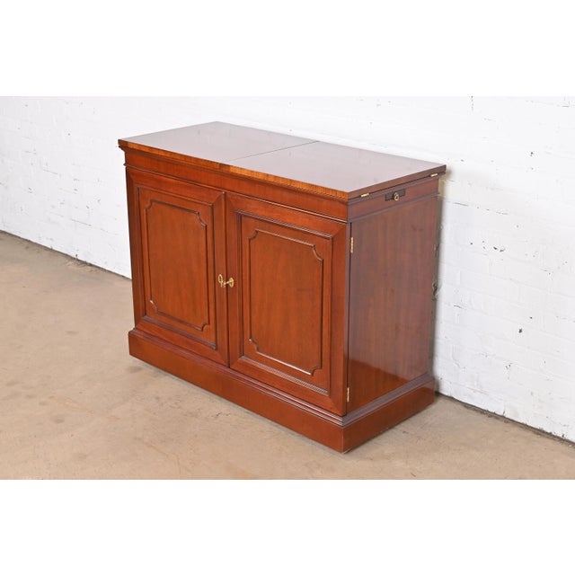 English Kindel Furniture Regency Mahogany Flip Top Rolling Bar Cabinet For Sale - Image 3 of 12