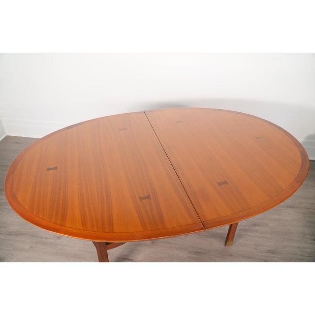 Mid-Century Modern 1960s Michael Taylor for Baker Dining Set - Table & Four Chairs For Sale - Image 3 of 11