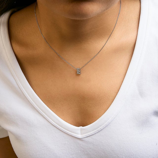 10K White Gold Diamond Accent "E" Initial Bubble Pendant Necklace For Sale - Image 4 of 5