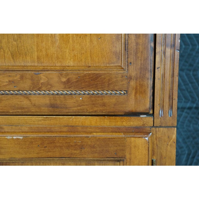 Late 20th Century Ethan Allen Country Crossing Maple Tv Media Entertainment Cabinet 17-9700 For Sale - Image 10 of 18