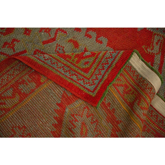 1920s Vintage Turkish Oushak Shadow Medallion Wool Carpet For Sale In New York - Image 6 of 18