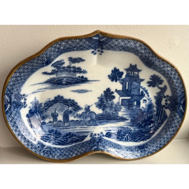 18th Century Antique 18th Century George III Pearlware Blue & White Kidney Shaped Dish in the Chinese Boy and Buffalo Pattern For Sale - Image 5 of 10