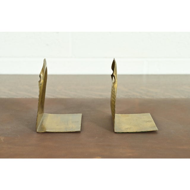 Roycroft Arts & Crafts Hammered Brass Over Copper Bookends, Circa 1920s For Sale In South Bend - Image 6 of 11