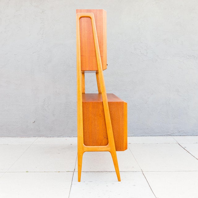 1960s Danish Modern Two Tier Floating Teak & Oak Sideboard by Randers For Sale - Image 16 of 18