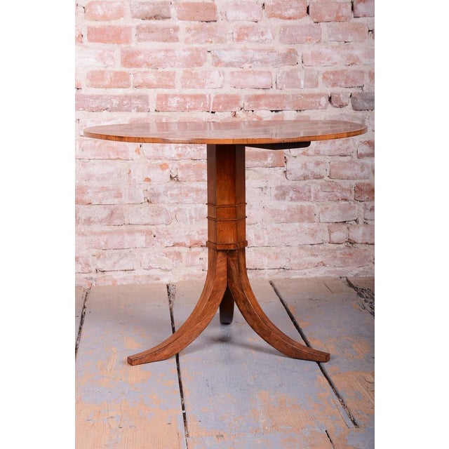 Biedermeier Coffee Table in Walnut, Austria, 1830s For Sale - Image 5 of 13