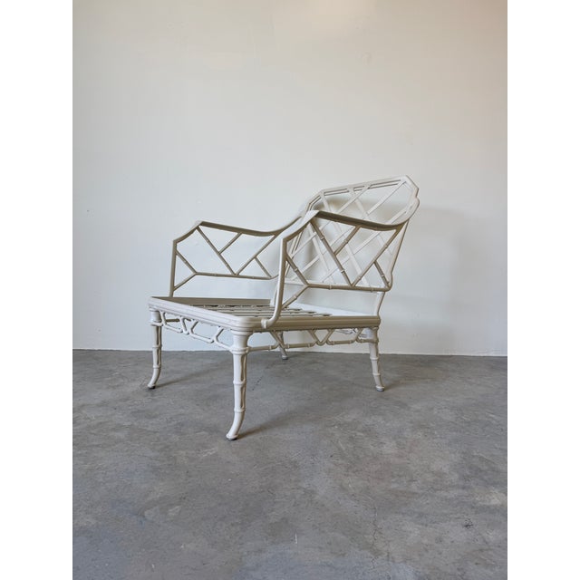 1990s Brown Jordan Calcutta White Aluminum Outdoor Furniture - Set of 3 For Sale - Image 5 of 18