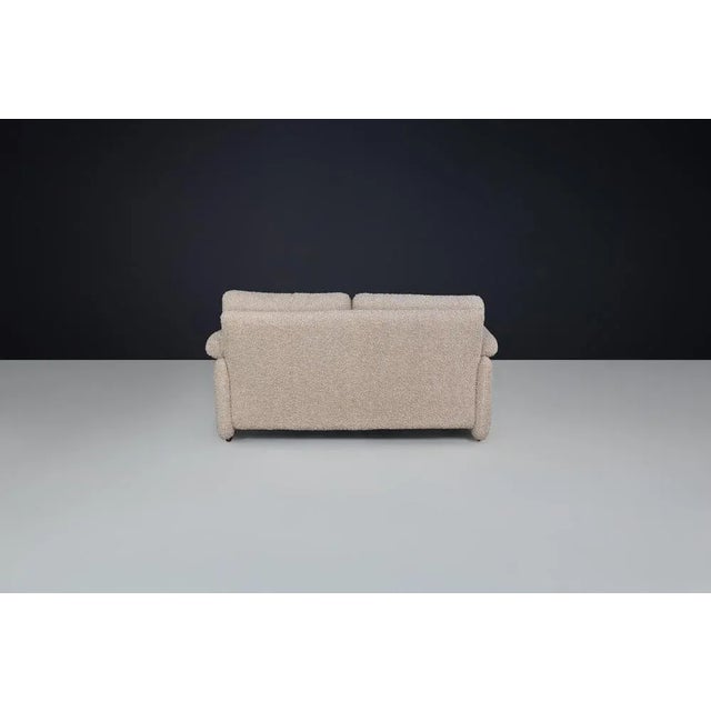 Mid-Century Modern Two-Seat Coronado Sofa attributed to Tobia Scarpa for B&b Italia, 1960s For Sale - Image 6 of 11
