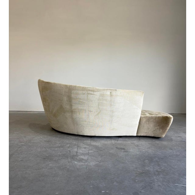 Preview Vladimir Kagan Bilbao Sofa for Preview For Sale - Image 4 of 16