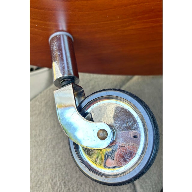Mid 20th Century MCM Tempered Glass Bar Cart For Sale - Image 5 of 6