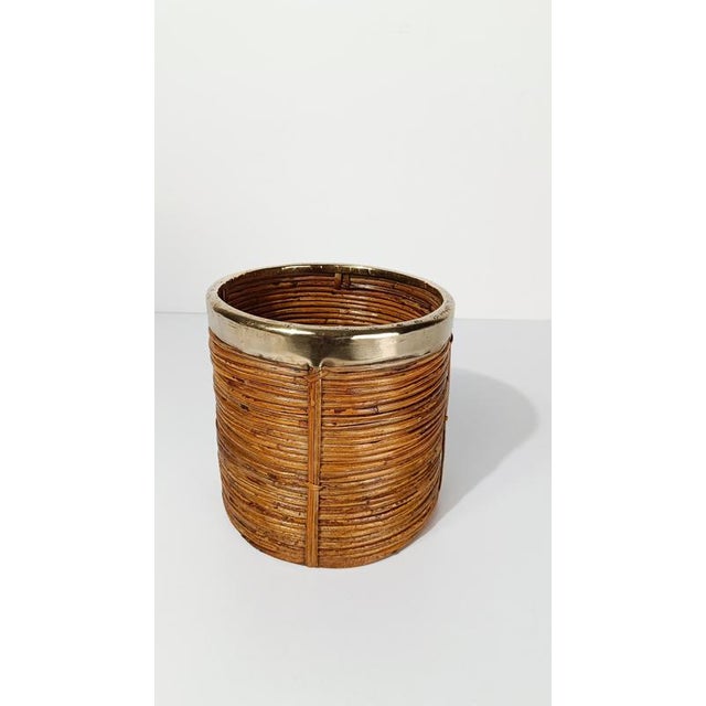 Italian Cachepot Basket in Hand-Woven Pencil Reed Rattan and Brass, 1970s For Sale - Image 16 of 18