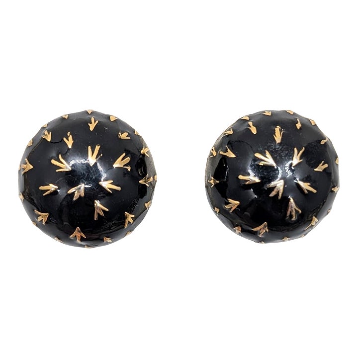 Vintage 1980s Signed Ciner Round Domed Goldtone &amp; Black Enamel Clip ...