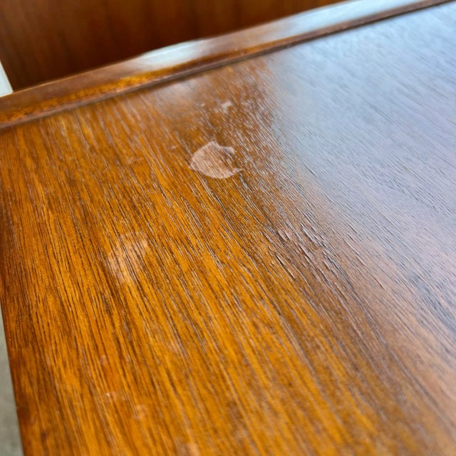 Pair of United Furniture Mid Century Modern Nightstands For Sale - Image 9 of 12