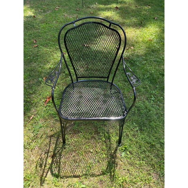 Russell Woodard 1970s Wrought Iron Woodard Patio Set Large Table & 4 Chairs, Attributed For Sale - Image 4 of 7