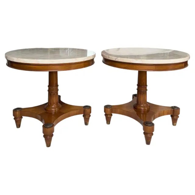 1970s Pair of Weiman "Heirloom" Round Mahogany and Marble Pedestal Side Tables, MCM For Sale - Image 5 of 13