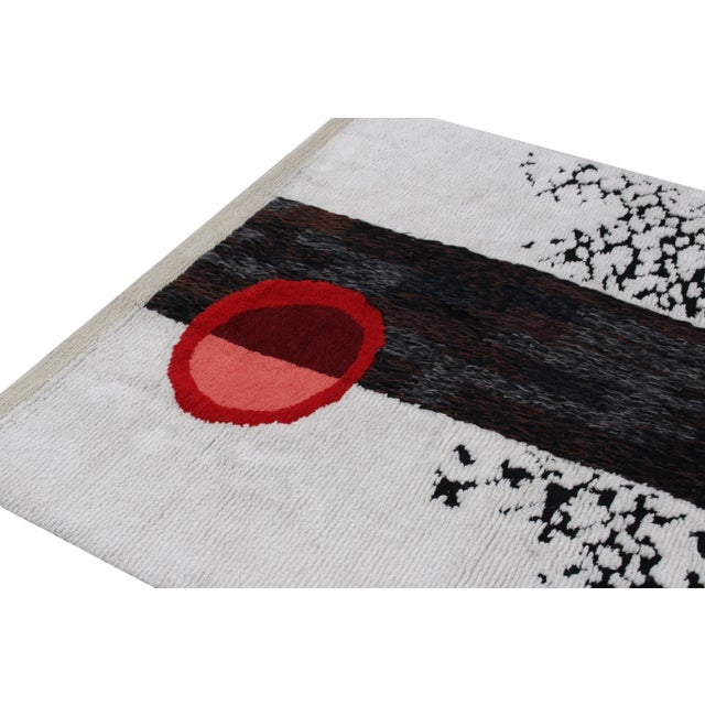 1950s Vintage Mid-Century Tapestry Rug in Red, White and Black Geometric Pattern For Sale - Image 5 of 7