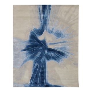 Modern Abstract "Blue Splash" Hand-Tufted Wool & Viscose Area Rug – Grey & Navy For Sale