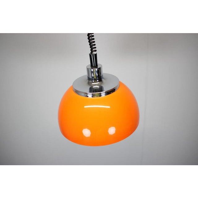 1970s Mid-Century Adjustable Plastic Pendant Lamp attributed to Meblo for Guzzini, Italy, 1970s For Sale - Image 5 of 10